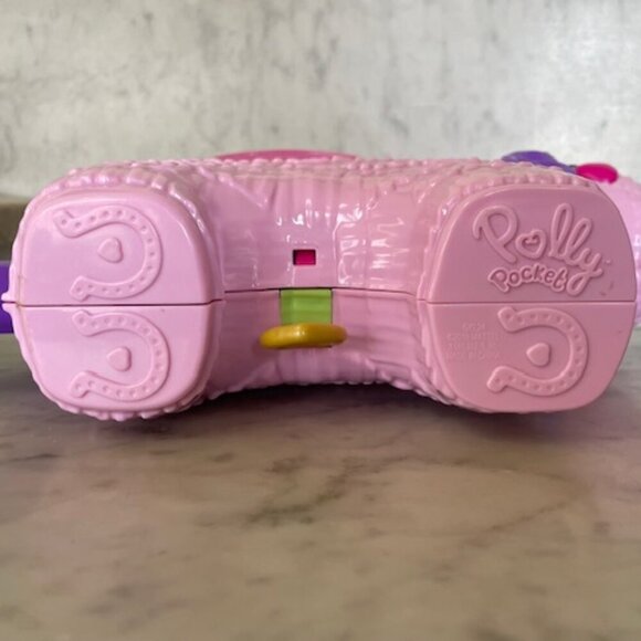 POLLY POCKET Unicorn Party Play Set - Picture 13 of 14
